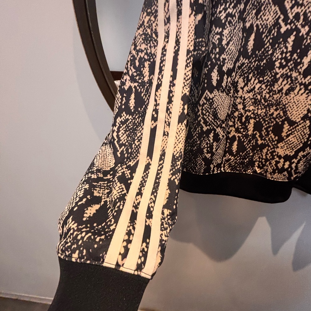 Adidas Python Snakeskin Print Jacket Sz Large - image 5